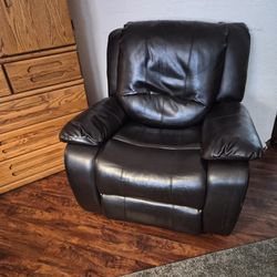 Power massage Recliner wall hugger with remote