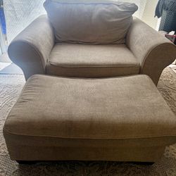 Chaise Lounge Chair with Ottoman 