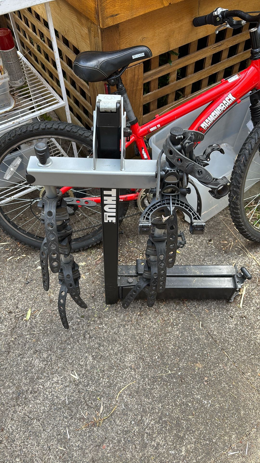 THULE- Bike Rack System - Full Swing Out - Built In Locking