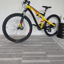 Specialized Camber  FSR ⛰️$700 firm. Size S