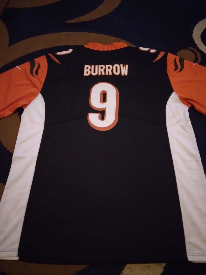 Joe Burrow Cincinnati Bengals Jersey..everything Stitched..size 3X Only for  Sale in Long Beach, CA - OfferUp
