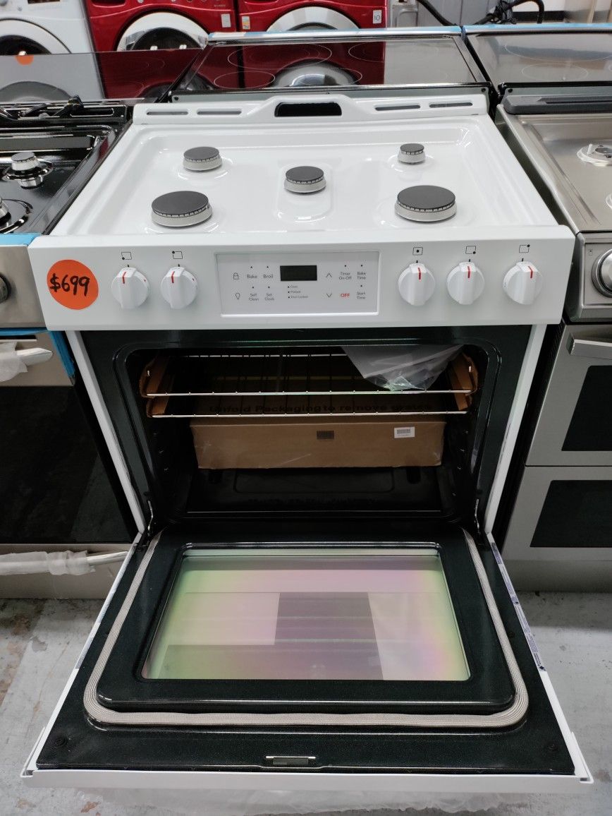 Frigidaire Slide In Gas Stove, New Scratch And Dent