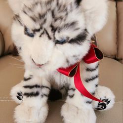 Alive  - White Tiger Cub Interactive Plush Toy 