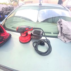 MILWAUKEE 5"RANDOM ORBIT PALM SANDER