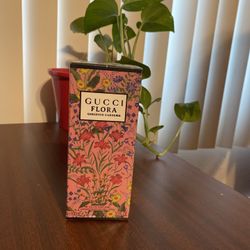 Gucci Flora