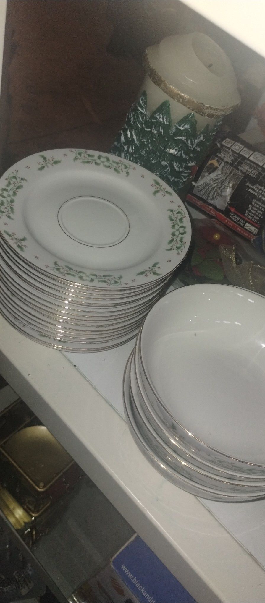 Gibson Dishes 