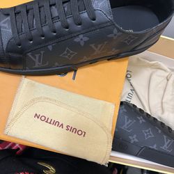 Louis Vuitton Low Tops HMU $300