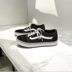  Vans Off the Wall Old Skool Men’s Sneakers – Black Suede – Unisex 