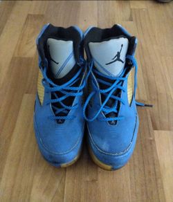 Air Jordan High-Top Sneakers Blue Gold