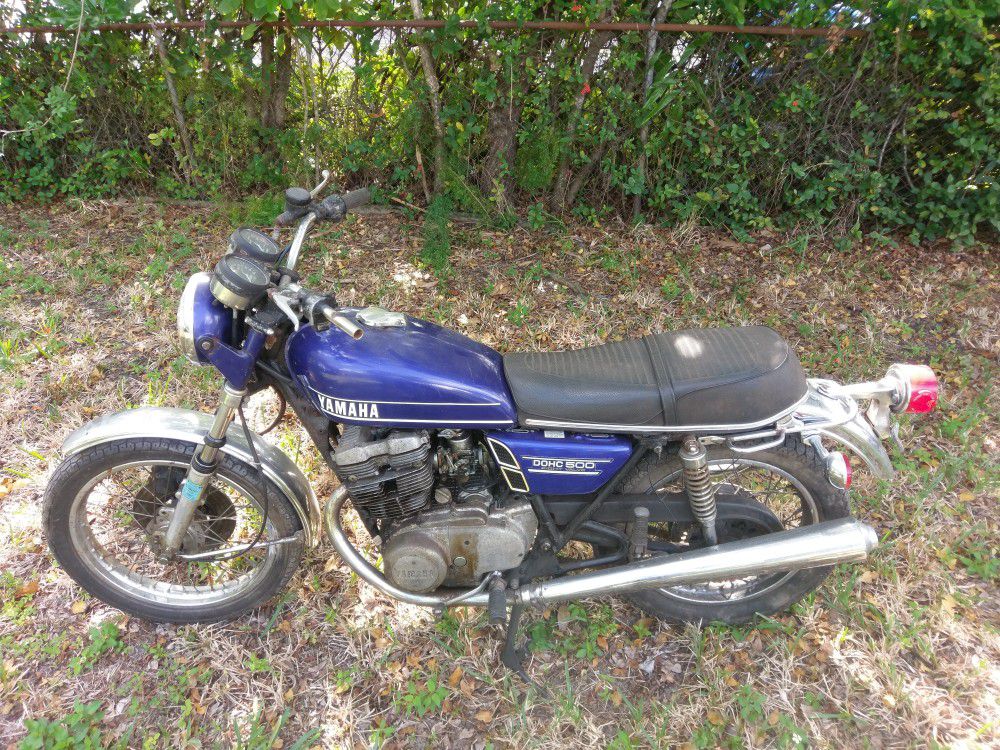 1974 Yamaha TX500 motorcycle bike bobber cafe racer 19k miles, not running motor turns