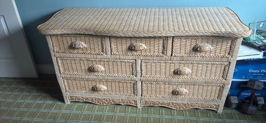 Pier 1 Wicker 7 Drawer Dresser
