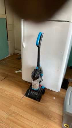 Dirt devil vacuum cleaner
