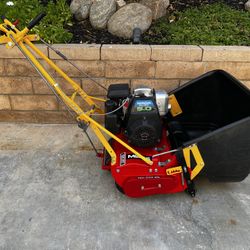 Mclane 25” Reel lawn mower
