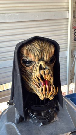 Halloween mask