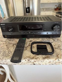 Sony stereo  / am-fm receiver STR-DH100