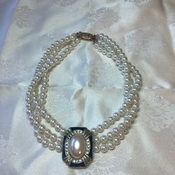 Vintage 3 Strand Faux Pearl Choker Necklace