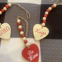 Valentine - Mini Wood Garland (3)