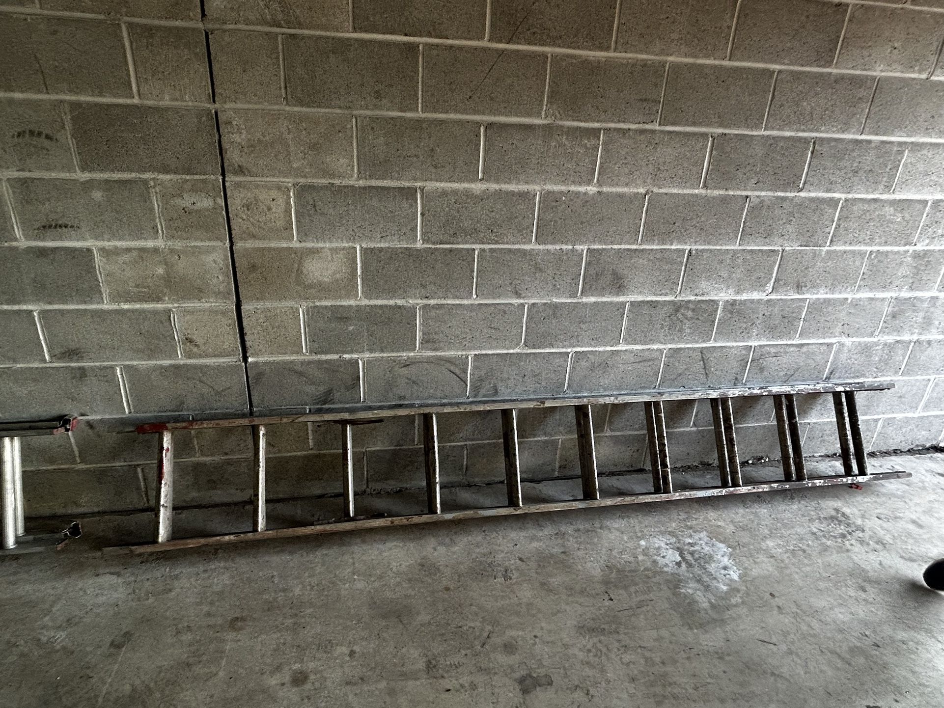 Extension Ladder Aluminum