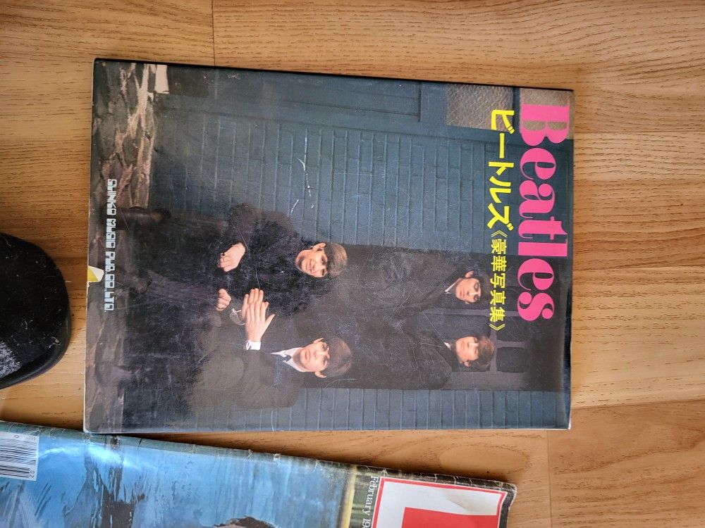 Beatles Souvenier Magazine From JAPAN.