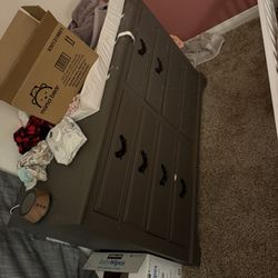 Grey Dresser 