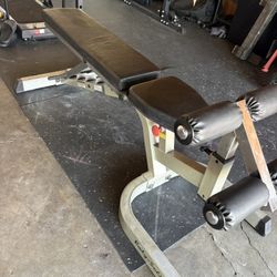 Body Solid Bench Press 