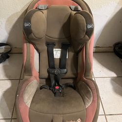 Safety first convertible car seat in pink