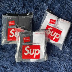 Supreme Socks