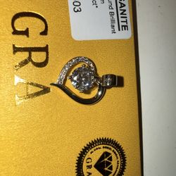 1CT Heart Pendant With Mossainite Diamond 