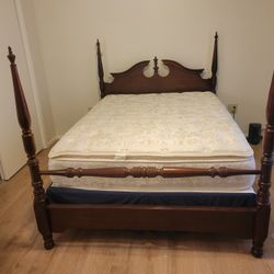 Wooden Four Poster Queen Bed Frame and Mattress