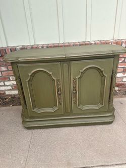 Vintage French Provincial Painted Wood Cabinet