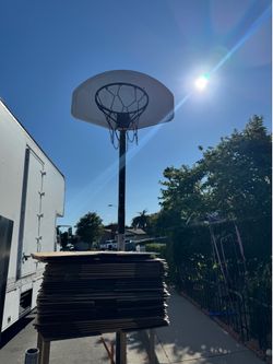 Basketball net
