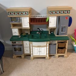 Kids Kitchen!  