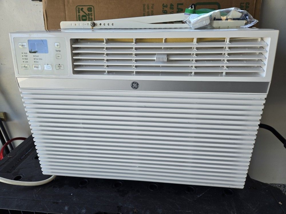 AC..ROOM AIR CONDITIONER 12100 BTU