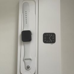 Apple Watch SE (2nd Generation)