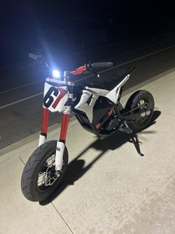 60v Motec Pro (trades)?