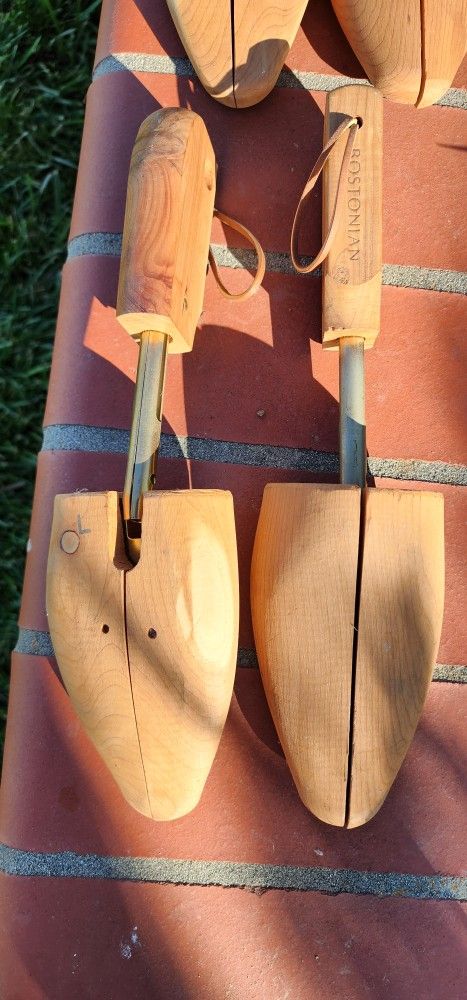 Bostonian Shoe Stretcher Two Pairs