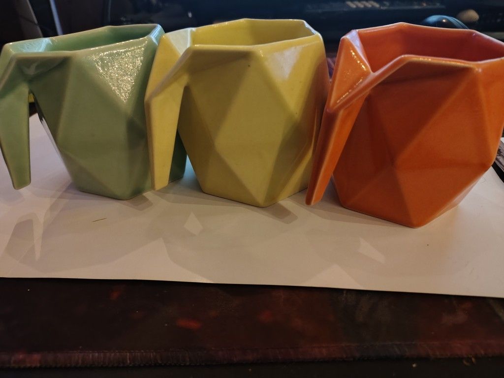 3 Diamond Shape Mug Set