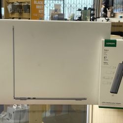 13” Macbook Air M4 16gb RAM 512gb SSD + 5 In 1 Usb C Adapter