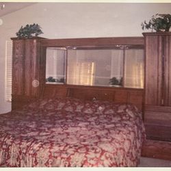 King Oak Bedroom Set With Sleep Number Mattress