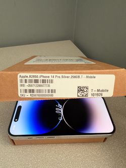 Newly Refurbished iPhone 14 pro 256GB Silver Unlocked