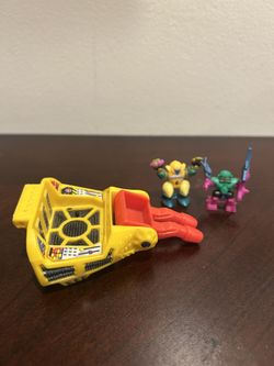 Mini Z Bots Micro Machines Action Figures and Turbine X Cockpit 1990’s Lot