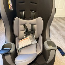 3-in-1 Convertible Car Seat