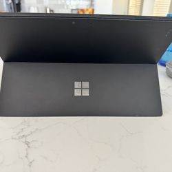 Surface Pro 6 