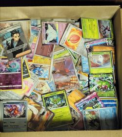 Big Box Of Pokemon Cards 4000+ Nintendo 2026 Holos Collectible Bulk 💯🔥