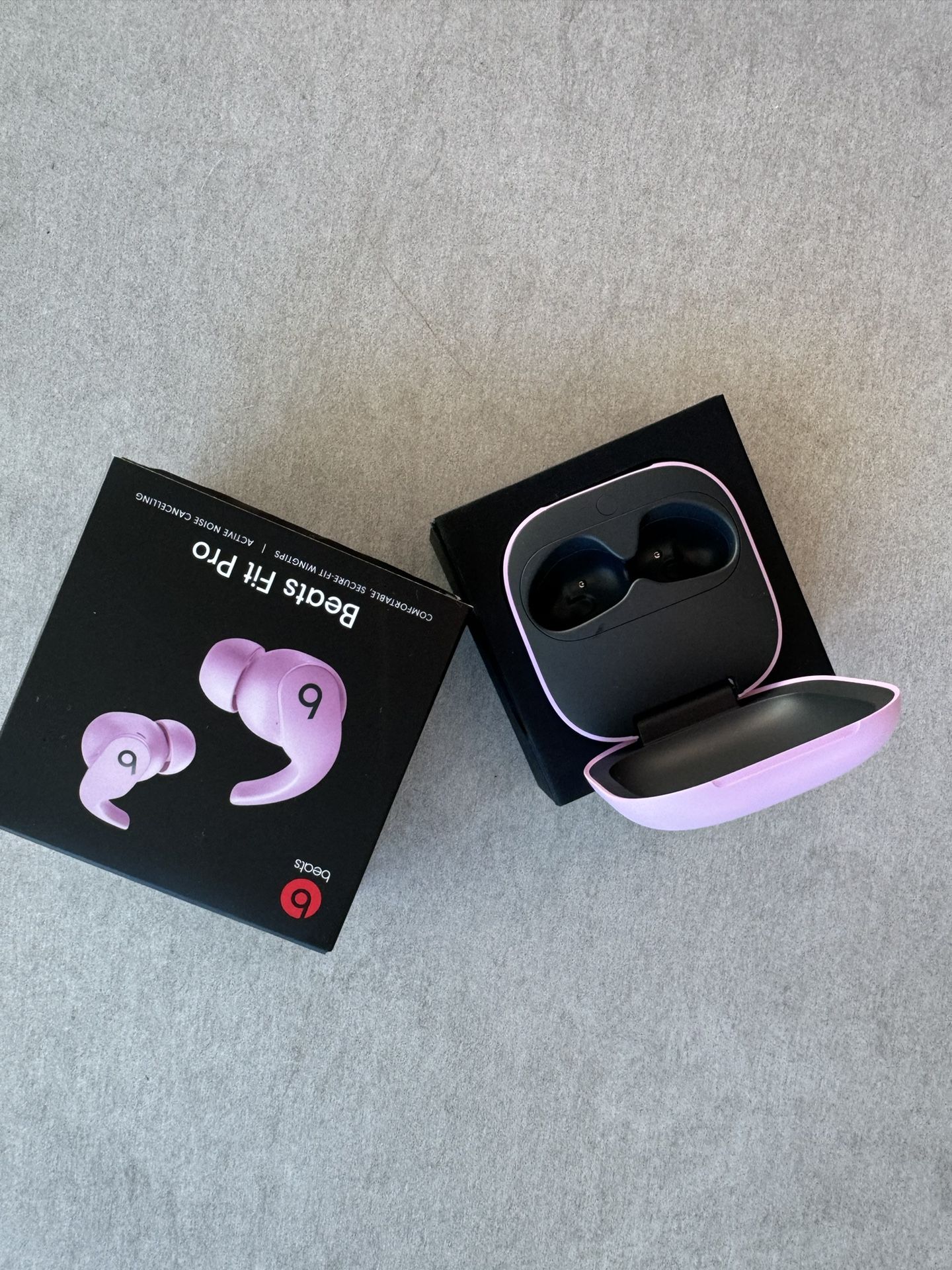 Beats fit Pro Used (only Charging Box)