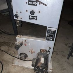 BAND SAW