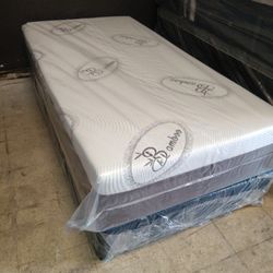 💥💥💥 $149 Twin Memory Foam Mattress Only $149 💥💥💥