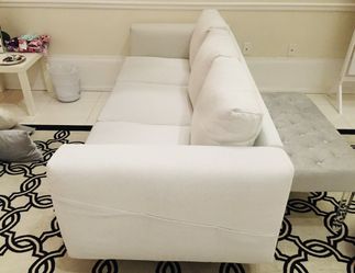 Free Delivery! Ikea Norsborg White 3-Seat Sofa w/ Wooden Legs in Great condition.  