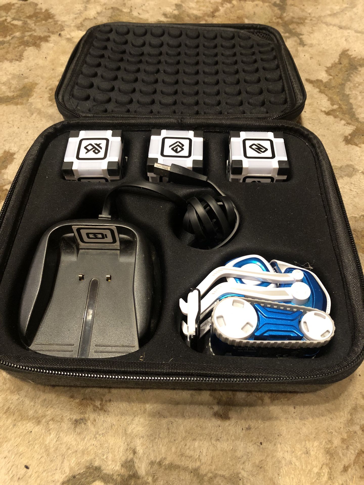 🔥limited Edition Cozmo Robot🔥