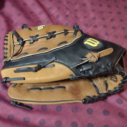 Wilson A360 Left Hand Throw 